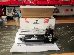 13147 Aeromotive Open Box 10 Micron Fuel Filter / 40-75 Psi Regulator Combo