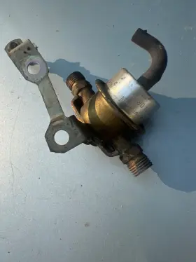 0280161021 Bosch 1986 Porsche 928 Fuel Pressure Damper Oem