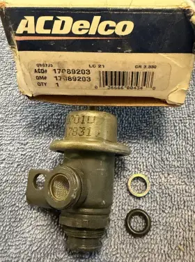 17089203 Gm Oem Nos Fuel Pressure Regulator Kit 1993 Cadillac Allante 4.6l