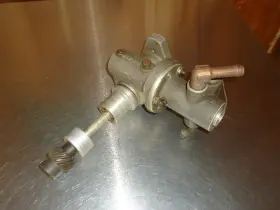 Bl420 Hilborn Fuel Injection Pump With Distributor Adapter Oldsmobile 303 324 371 394 Bl420 Hilborn Fuel Injection Pump With Distributor Adapter Oldsmobile 303 324 371 394