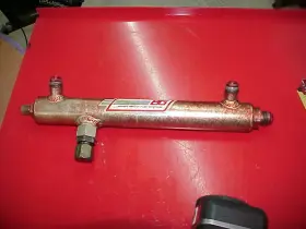 170020 Red Anodized Barry Grant Holley Carburetor Fuel Log With -08an Fi Fittings #170020
