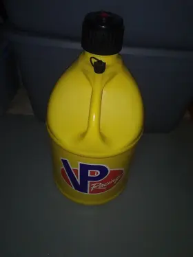 3512 Vp Racing Fuel Rare Round Yellow Utility Jug Gas Container Can 5.5 Gallon Plastic