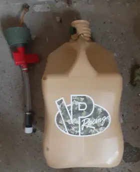 4042 Vp Racing Fuel Tan Utility Jug Container 5-gallon Imca Scca Missing Little Plug